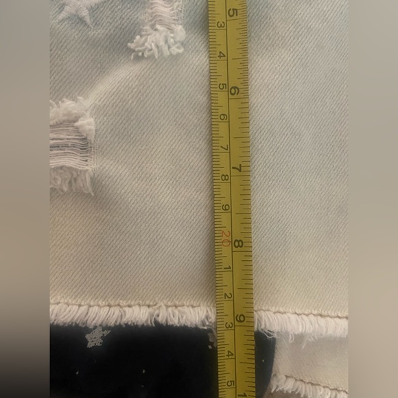 Women’s Denim Red & White Embroidered Jean Shorts Size 9 Perfect for 4th of July - Picture 10 of 16